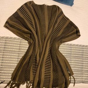 Olive green and black patterned cozy shawl